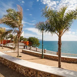 tuhillo-2d-seaview-apartments-casasol.hotelsinnerja.org/